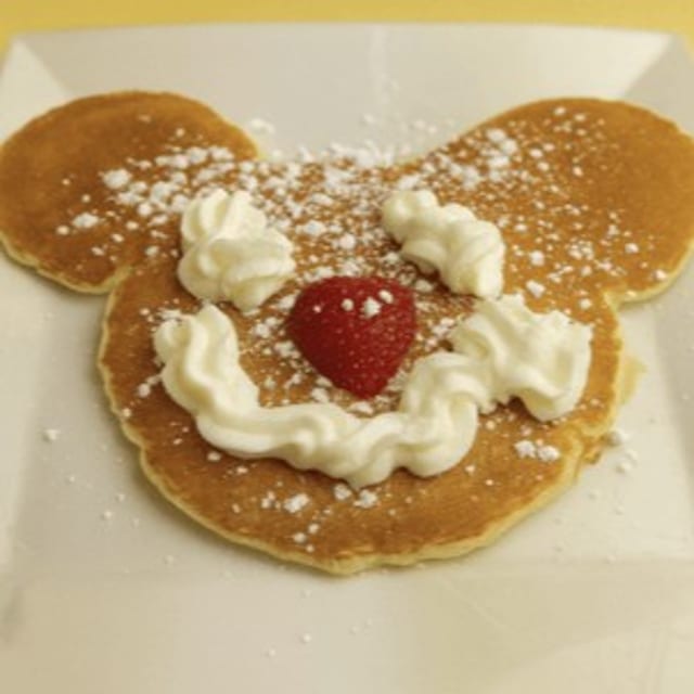 Kids Mickey Cake.